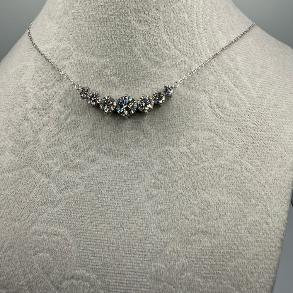 Necklace - Picture 2 of 4